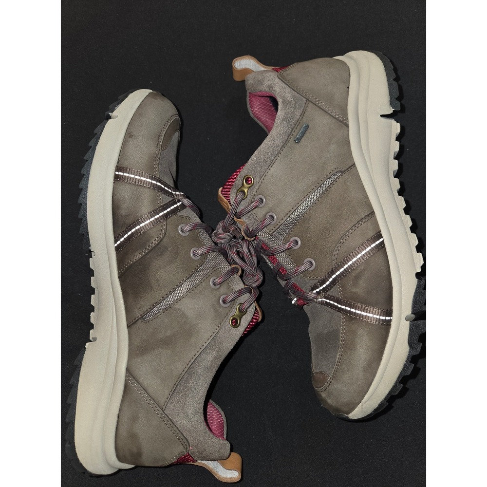 Clarks Gore Tex Waterproof Walking Hiking Trail Sneakers Shoes Womens‎ 9.5M